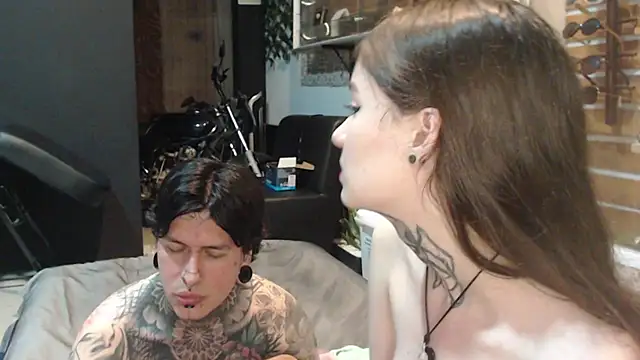 Snapshot of Alucard-Carmila chatting on October 8, 2025, 3:15 am Alucard-Carmila online show from October 8, 2025, 3:15 am