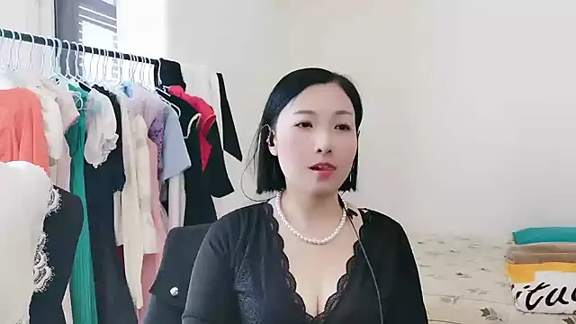 Rachel-6600 online show from November 26, 2025, 3:18 am