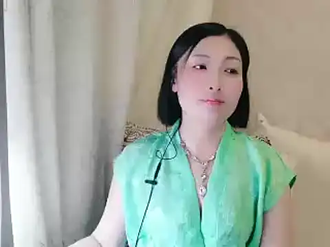 Rachel-6600 online show from November 26, 2025, 3:35 pm