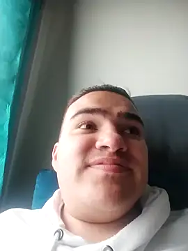 Snapshot of Andy-rtg chatting on November 15, 2025, 9:54 pm Andy-rtg online show from November 15, 2025, 9:54 pm