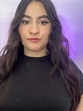 Snapshot of HADARA__ chatting on May 25, 2026, 8:26 pm HADARA online show from May 25, 2026, 8:26 pm