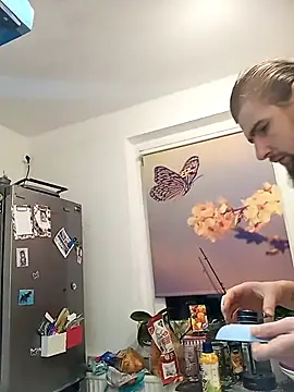 Snapshot of ThePython666 chatting on September 28, 2025, 5:29 pm ThePython666 online show from September 28, 2025, 5:29 pm