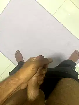 AYARSIZ38 online show from October 3, 2025, 7:22 pm