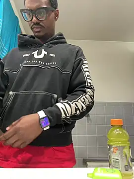 kngkeeem online show from March 25, 2026, 9:54 pm