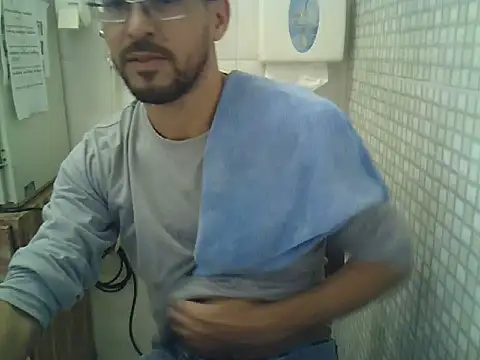 Snapshot of pdasgyn chatting on September 16, 2025, 12:17 pm pdasgyn online show from September 16, 2025, 12:17 pm