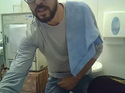 Snapshot of pdasgyn chatting on January 8, 2026, 1:35 pm pdasgyn online show from January 8, 2026, 1:35 pm