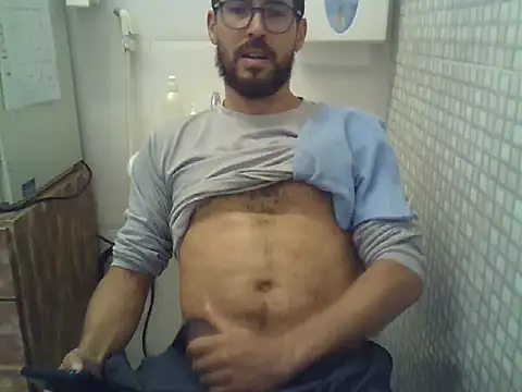 Snapshot of pdasgyn chatting on January 13, 2026, 6:35 pm pdasgyn online show from January 13, 2026, 6:35 pm