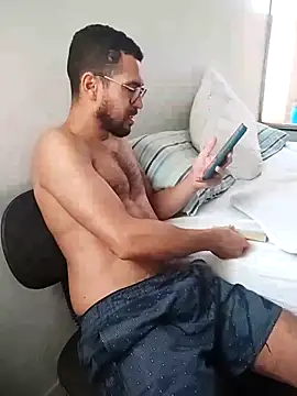 Snapshot of pdasgyn chatting on February 7, 2026, 2:10 pm pdasgyn online show from February 7, 2026, 2:10 pm