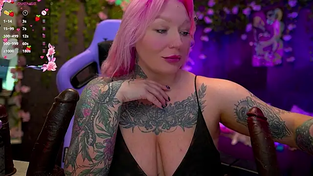 Snapshot of BlackedBarbie chatting on September 26, 2025, 12:09 pm BlackedBarbie online show from September 26, 2025, 12:09 pm