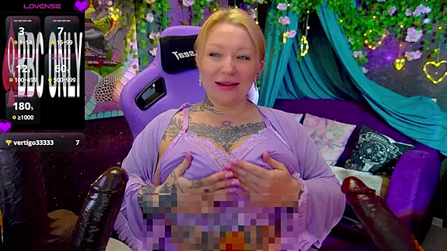 BlackedBarbie online show from July 25, 2026, 7:11 pm