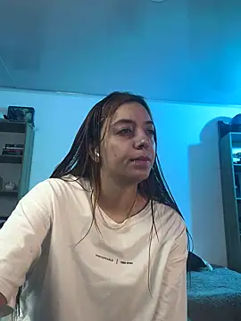 Snapshot of Soy_mangx chatting on September 22, 2025, 2:35 am Soy mangx online show from September 22, 2025, 2:35 am