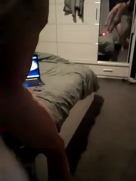 Snapshot of Nick-Ox chatting on November 13, 2025, 5:56 pm Nick-Ox online show from November 13, 2025, 5:56 pm