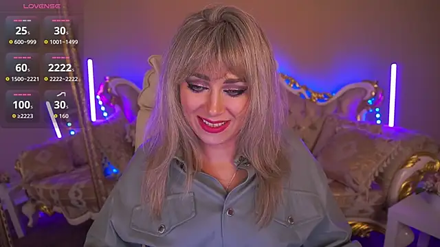 CandyLadyyy online show from September 28, 2025, 8:25 pm