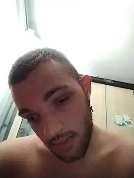 Francescodicristina44 online show from June 3, 2026, 1:25 pm