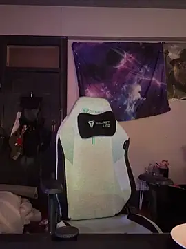 Snapshot of twink69Finger chatting on September 22, 2025, 3:58 pm twink69Finger online show from September 22, 2025, 3:58 pm