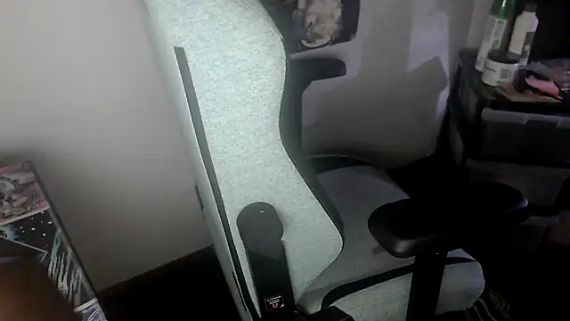 Snapshot of twink69Finger chatting on October 16, 2025, 7:42 am twink69Finger online show from October 16, 2025, 7:42 am