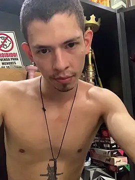 Snapshot of craxybaby chatting on March 21, 2025, 1:12 pm craxybaby online show from March 21, 2025, 1:12 pm