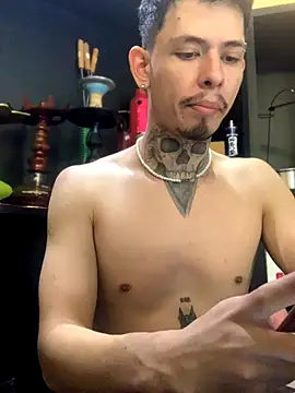 Snapshot of craxybaby chatting on November 11, 2025, 1:11 pm craxybaby online show from November 11, 2025, 1:11 pm