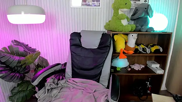 Miyuki wolf online show from October 16, 2025, 8:54 pm