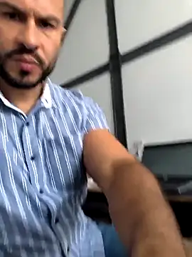 sexylandcool online show from March 12, 2025, 9:03 pm