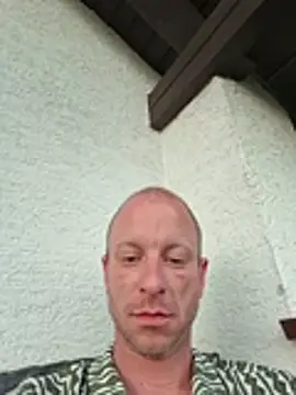 svenpfeifer online show from June 25, 2026, 3:06 am