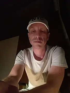 svenpfeifer online show from July 5, 2026, 1:45 am