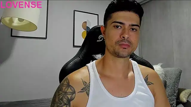 Snapshot of Dante_Storm chatting on September 23, 2025, 2:03 am Dante Storm online show from September 23, 2025, 2:03 am