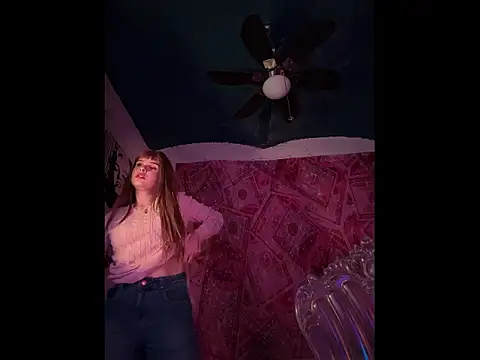 LoganPeny online show from January 18, 2026, 6:06 am