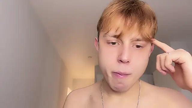 Snapshot of SlavaIsHere chatting on March 21, 2025, 4:06 am SlavaIsHere online show from March 21, 2025, 4:06 am