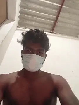 Snapshot of PolarFriend0 chatting on February 22, 2026, 8:18 pm PolarFriend0 online show from February 22, 2026, 8:18 pm