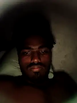 PolarFriend0 online show from April 7, 2026, 6:52 pm