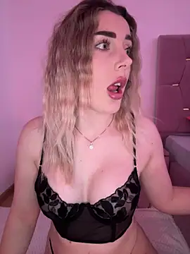 -IrisDiamond- online show from March 11, 2026, 2:56 pm