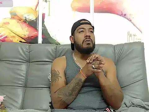 BladeFoxxx1 online show from October 23, 2025, 5:40 am