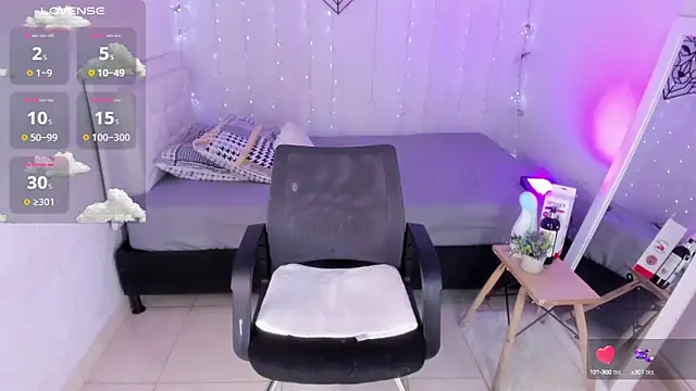 Snapshot of Brithanycullen chatting on September 19, 2025, 2:02 am Brithanycullen online show from September 19, 2025, 2:02 am