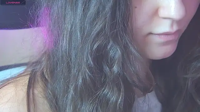 Snapshot of CherryTouss chatting on October 6, 2025, 7:39 am CherryTouss online show from October 6, 2025, 7:39 am