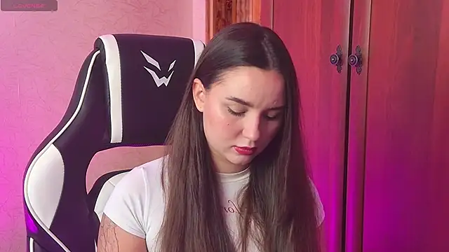 Snapshot of CherryTouss chatting on January 19, 2026, 7:34 am CherryTouss online show from January 19, 2026, 7:34 am