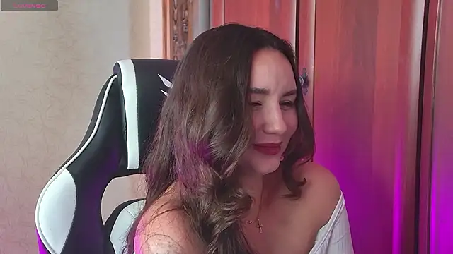 Snapshot of CherryTouss chatting on February 4, 2026, 7:58 am CherryTouss online show from February 4, 2026, 7:58 am