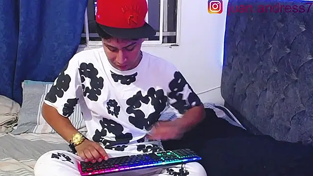 Stone grey1  online show from November 27, 2025, 6:59 am