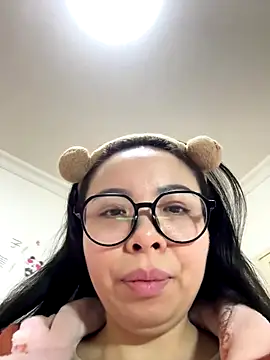 aa520uv online show from December 16, 2025, 3:22 am