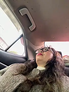 aa520uv online show from January 19, 2026, 3:32 am