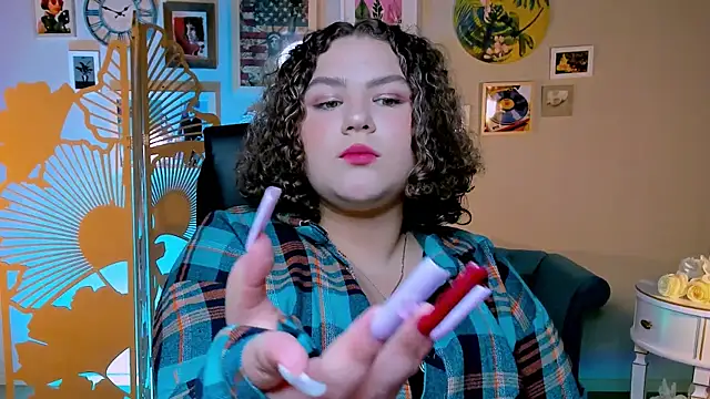 FlorenceAnderson online show from October 1, 2025, 5:08 pm