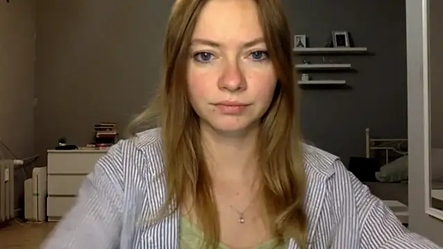 MillieShow online show from February 17, 2026, 9:54 pm