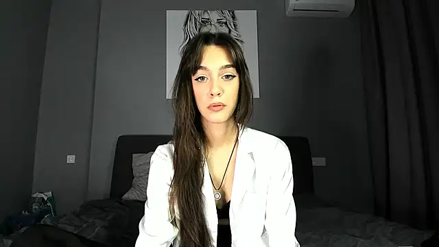 Snapshot of Elli_Lourence chatting on March 12, 2025, 10:50 pm Elli Lourence online show from March 12, 2025, 10:50 pm