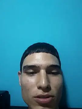 Snapshot of Saul_yei chatting on March 15, 2025, 6:10 pm Saul yei online show from March 15, 2025, 6:10 pm