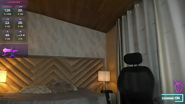 Snapshot of alice_kingsley_ chatting on November 6, 2025, 8:32 pm alice kingsley online show from November 6, 2025, 8:32 pm