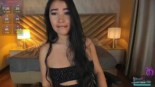 Snapshot of alice_kingsley_ chatting on November 16, 2025, 8:36 pm alice kingsley online show from November 16, 2025, 8:36 pm