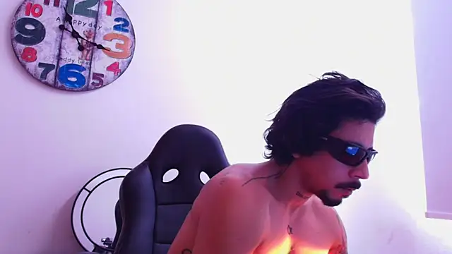 josemeirelesfox online show from October 6, 2025, 5:54 pm