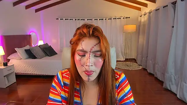 Snapshot of karla_hill_28 chatting on October 30, 2025, 4:14 am karla hill 28 online show from October 30, 2025, 4:14 am