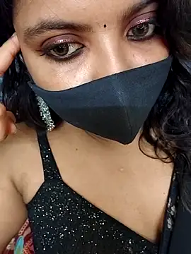 Snapshot of Tamil_hot_whiskey_girl chatting on March 15, 2025, 3:59 pm Tamil hot whiskey girl online show from March 15, 2025, 3:59 pm