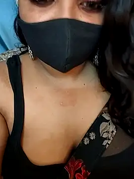 Snapshot of Tamil_hot_whiskey_girl chatting on March 16, 2025, 10:53 pm Tamil hot whiskey girl online show from March 16, 2025, 10:53 pm